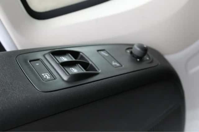 Opel Movano (2024) thumbnail 11