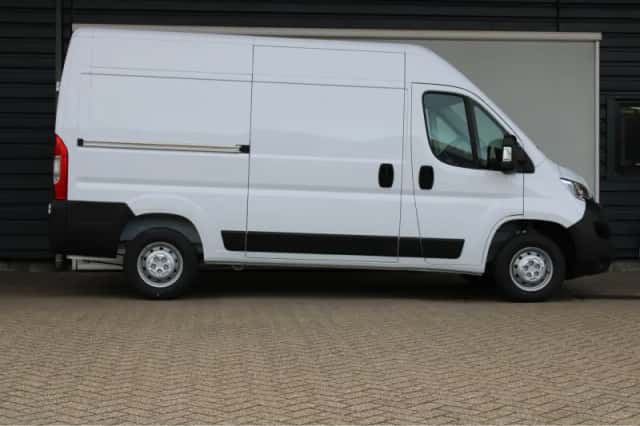 Opel Movano (2024) thumbnail 8