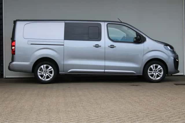 Opel Vivaro (2024) thumbnail 4