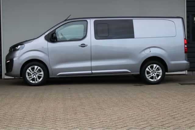 Opel Vivaro (2024) thumbnail 8