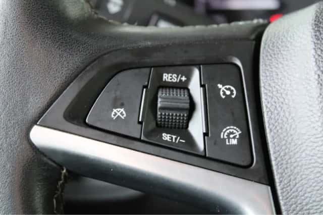 Opel Mokka (2018) thumbnail 18