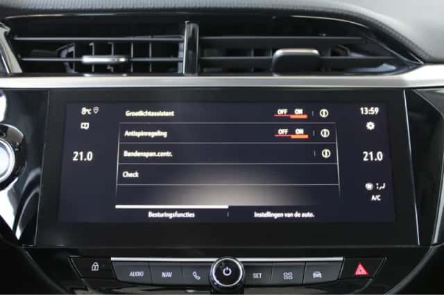 Opel Corsa (2021) thumbnail 32