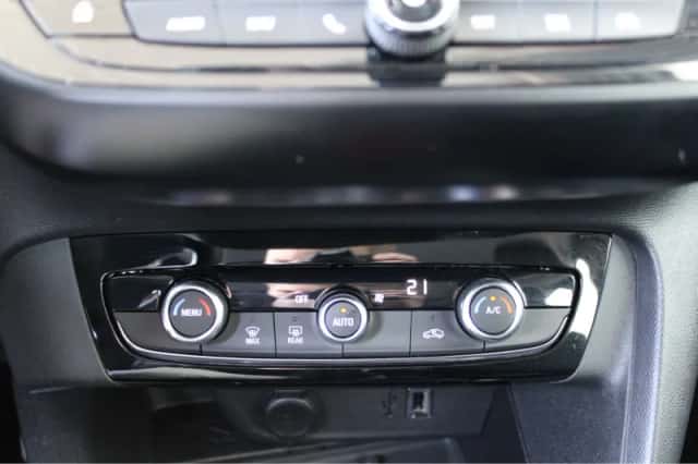 Opel Corsa (2021) thumbnail 34
