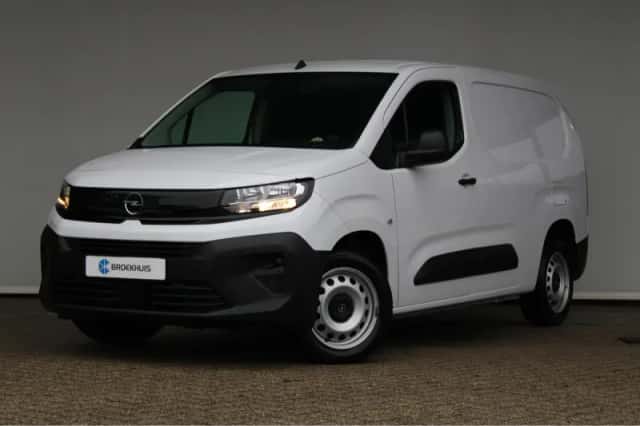 Opel Combo (2024) thumbnail 1