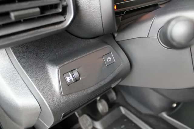 Opel Combo (2024) thumbnail 17