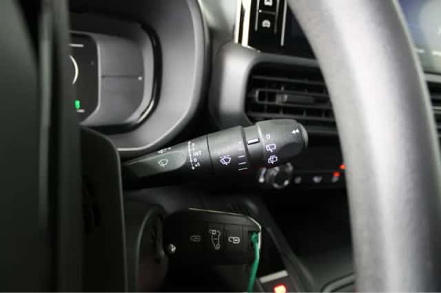 Opel Combo (2024) thumbnail 24