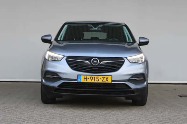 Opel Grandland X (2020) thumbnail 2