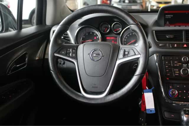 Opel Mokka (2016) thumbnail 16