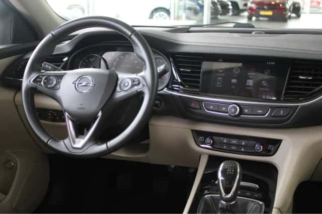 Opel Insignia Sports Tourer (2018) thumbnail 16
