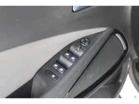 Opel Crossland X (2019) thumbnail 19