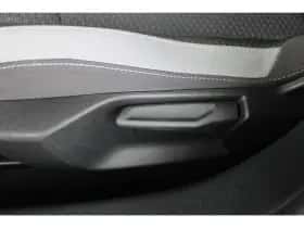 Opel Astra (2023) thumbnail 11