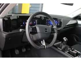 Opel Astra (2023) thumbnail 12