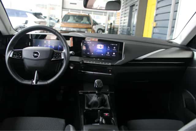 Opel Astra (2023) thumbnail 14