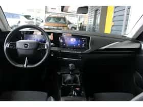 Opel Astra (2023) thumbnail 14