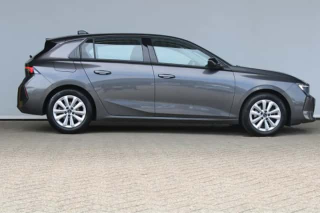 Opel Astra (2023) thumbnail 4
