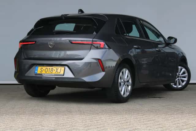 Opel Astra (2023) thumbnail 5