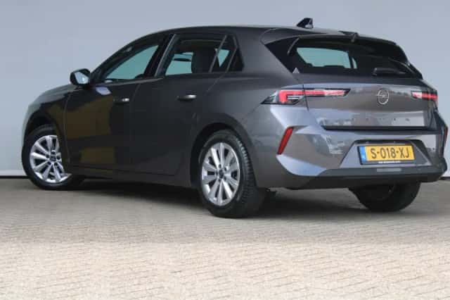 Opel Astra (2023) thumbnail 7