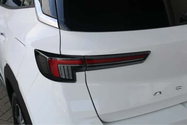 Opel Mokka (2024) thumbnail 15