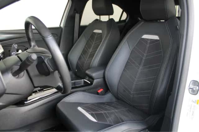 Opel Mokka (2024) thumbnail 9