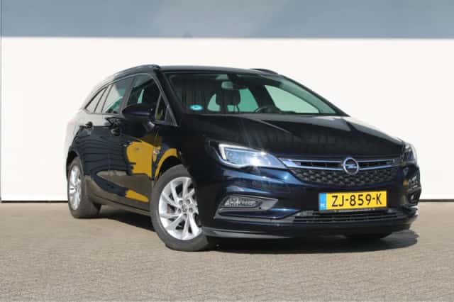 Opel Astra Sports Tourer (2019) thumbnail 3