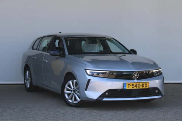 Opel Astra Sports Tourer (2023) thumbnail 3
