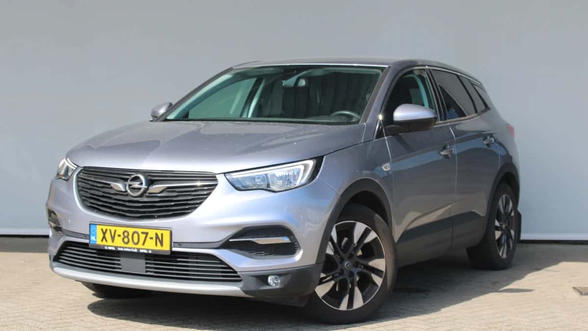 Opel Grandland X (2019) — foto 1