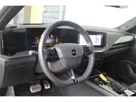 Opel Astra (2023) thumbnail 13