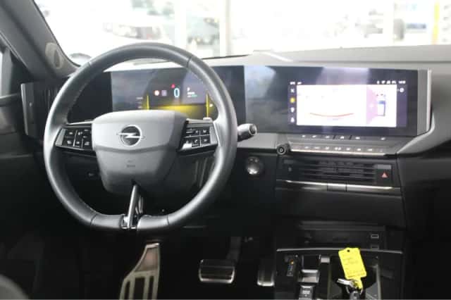 Opel Astra (2023) thumbnail 17