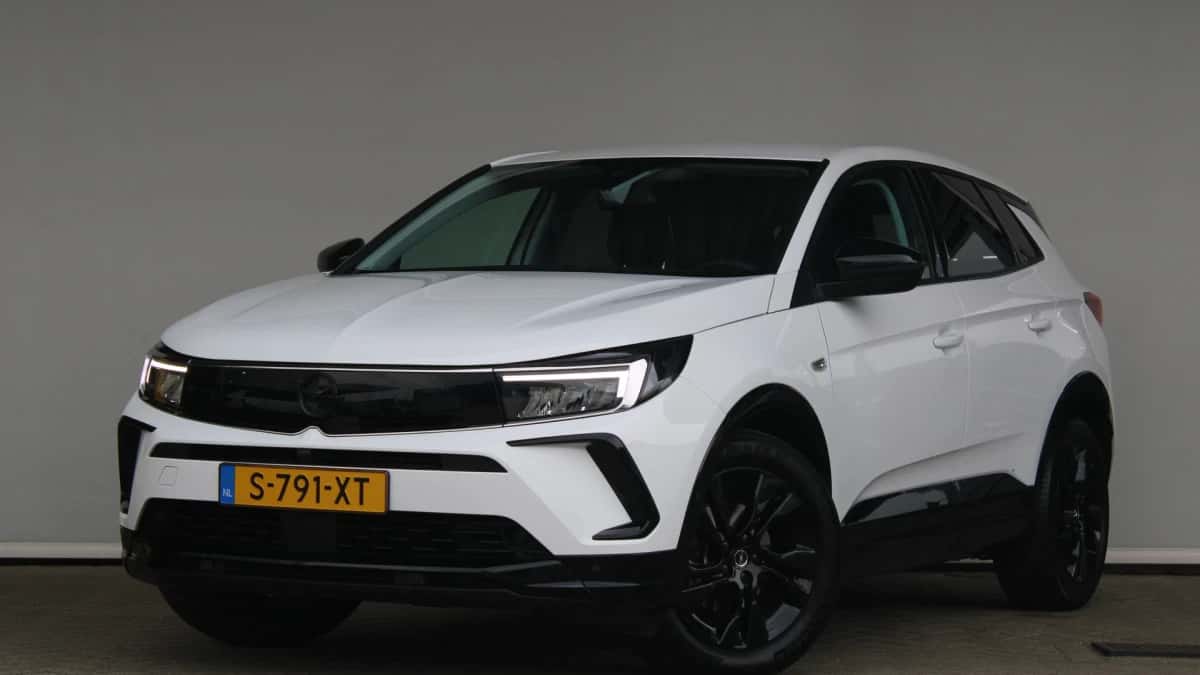 Opel Grandland (2023) — foto 1