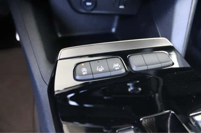Opel Mokka (2024) thumbnail 16