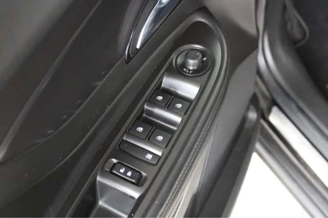Opel Mokka (2018) thumbnail 24