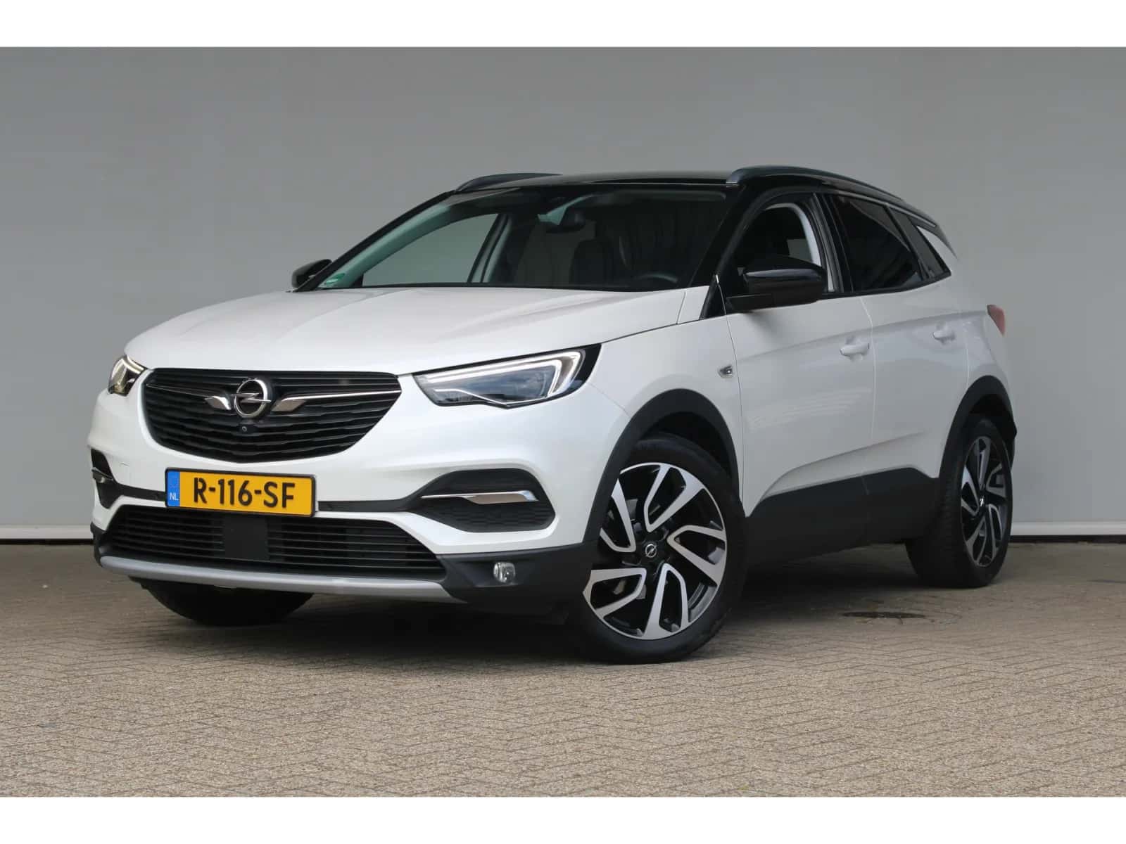 Opel Grandland X (2019) — foto 1
