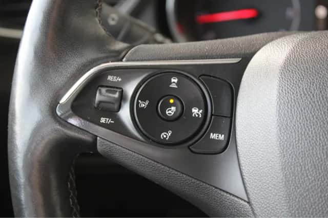 Opel Grandland X (2019) thumbnail 20
