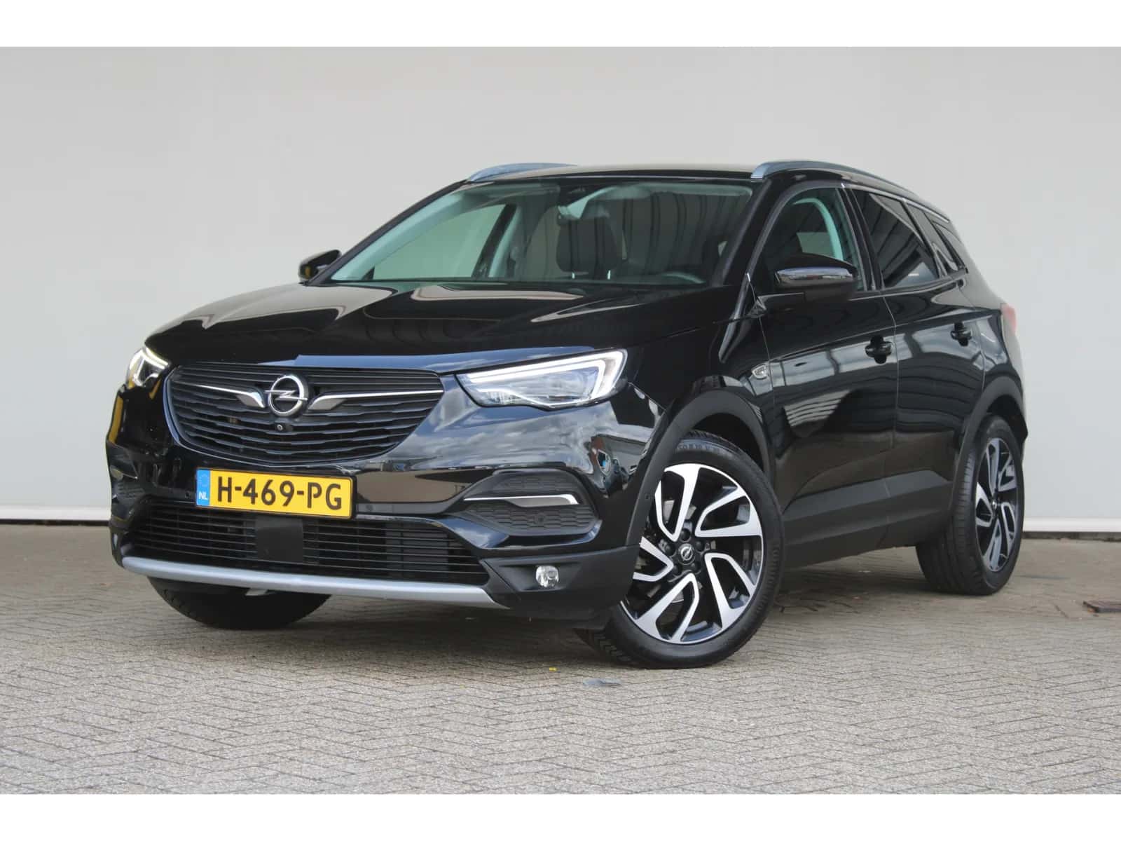 Opel Grandland X (2019) — foto 1