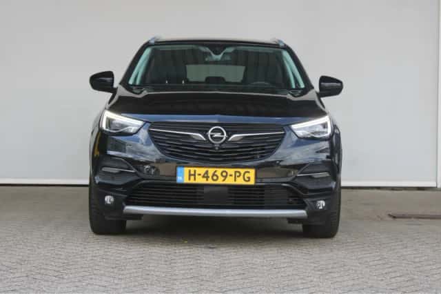 Opel Grandland X (2019) thumbnail 2
