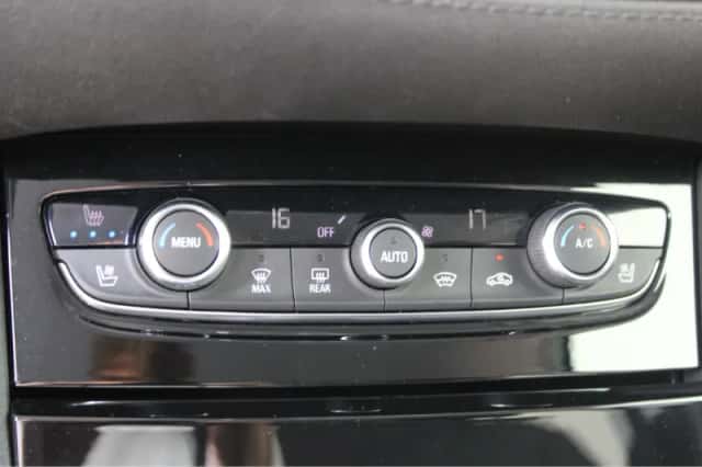 Opel Grandland X (2019) thumbnail 35