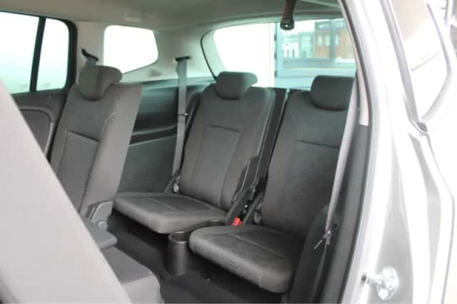 Opel Zafira (2018) thumbnail 19