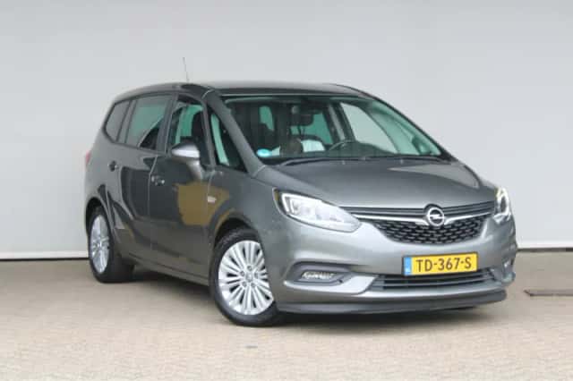 Opel Zafira (2018) thumbnail 3