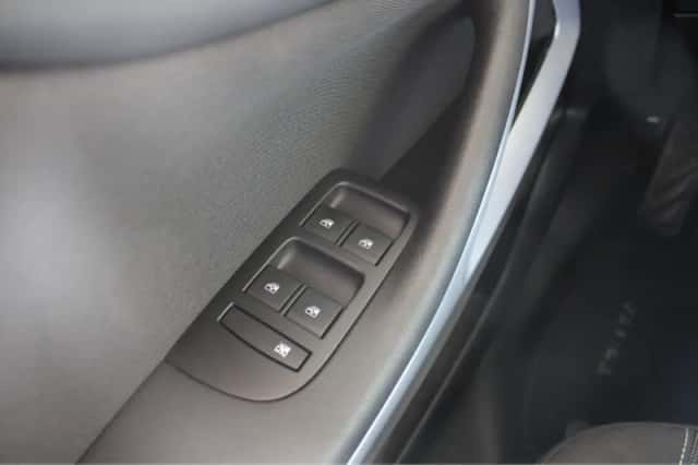 Opel Zafira (2018) thumbnail 23