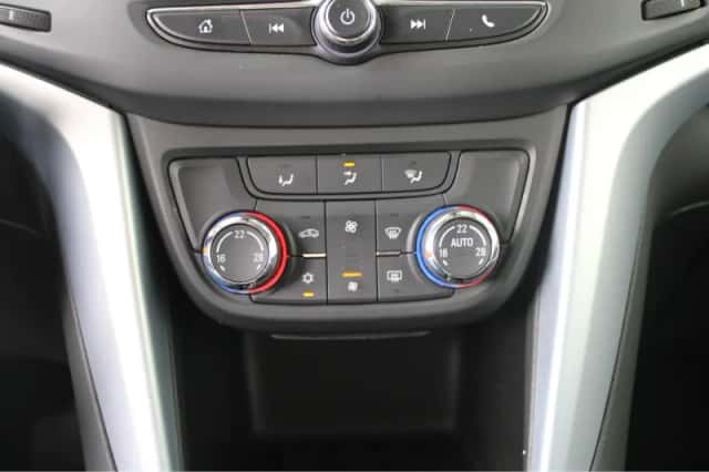 Opel Zafira (2018) thumbnail 28