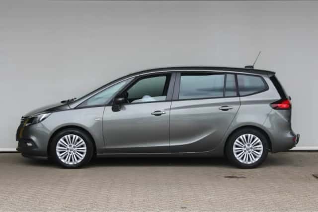 Opel Zafira (2018) thumbnail 8