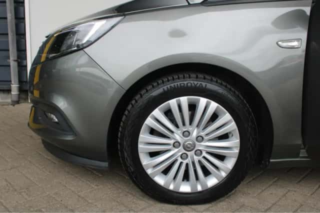 Opel Zafira (2018) thumbnail 9