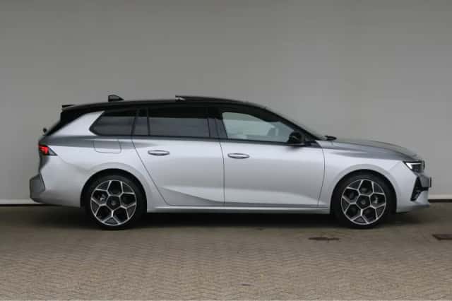 Opel Astra Sports Tourer (2024) thumbnail 4
