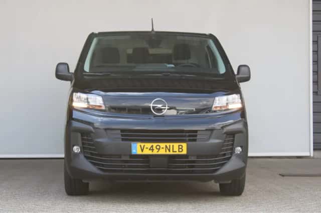 Opel Vivaro (2025) thumbnail 2