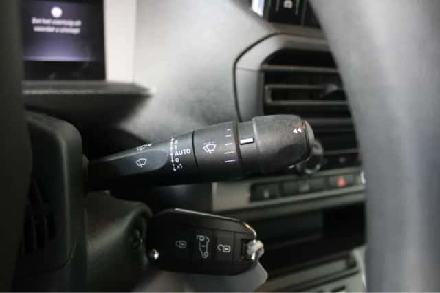 Opel Vivaro (2025) thumbnail 23