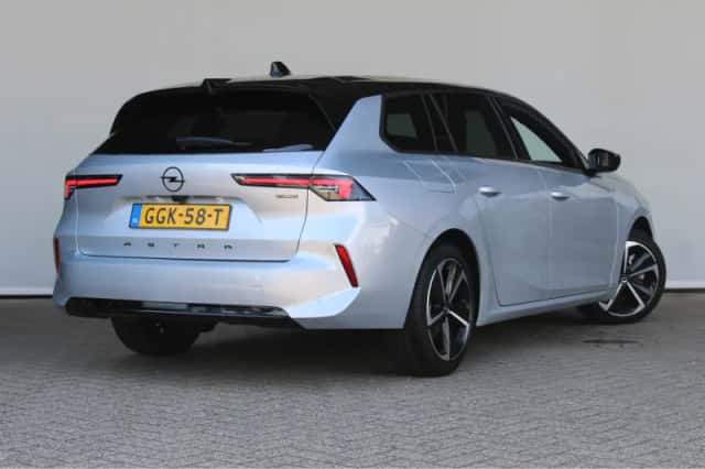 Opel Astra Sports Tourer (2024) thumbnail 5