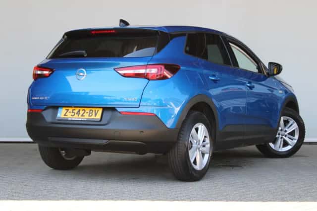 Opel Grandland X (2018) thumbnail 5