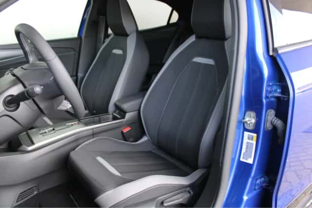 Opel Mokka (2025) thumbnail 6