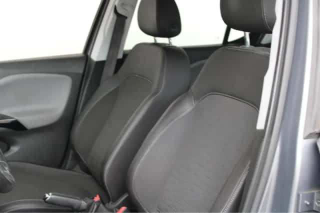 Opel Corsa (2016) thumbnail 5