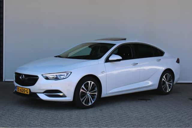 Opel Insignia Grand Sport (2018) thumbnail 1